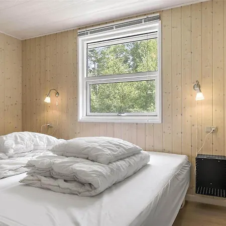 2610-aakirkeby-aspesgardsskoven-16 Дом отдыха