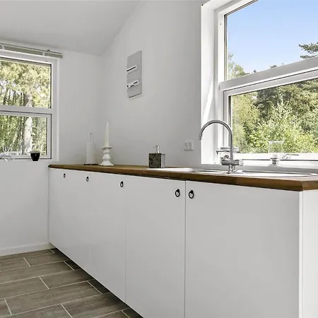 2610-aakirkeby-aspesgardsskoven-16 Дом отдыха *